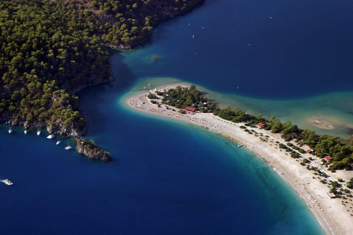 Modrá laguna Oludeniz, Fethiya, Egejská riviéra, Turecko
