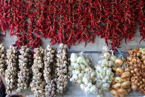 Zelenina na tržišti v Albánii