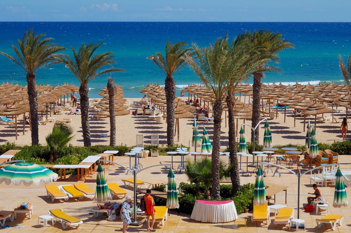 Pláž v Hammametu, Tunisko-pevnina