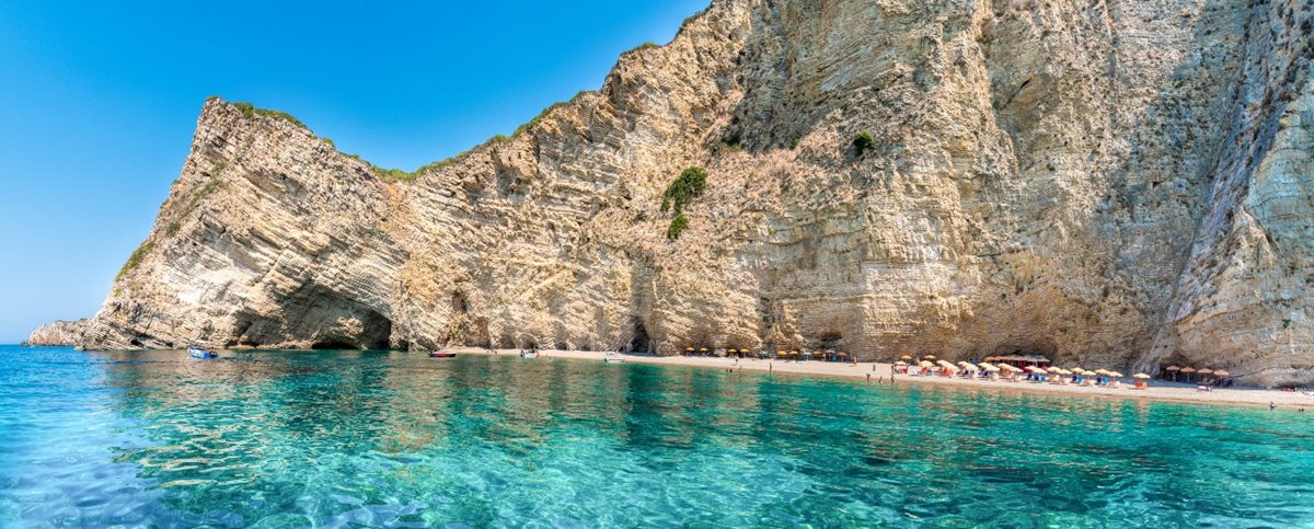 Pláž Paradise, západní pobřeží Korfu