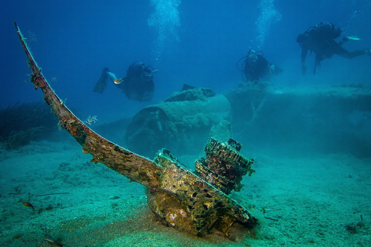 Oblíbeným cílem potápěčů jsou vraky lodí, Falasarna, Kréta