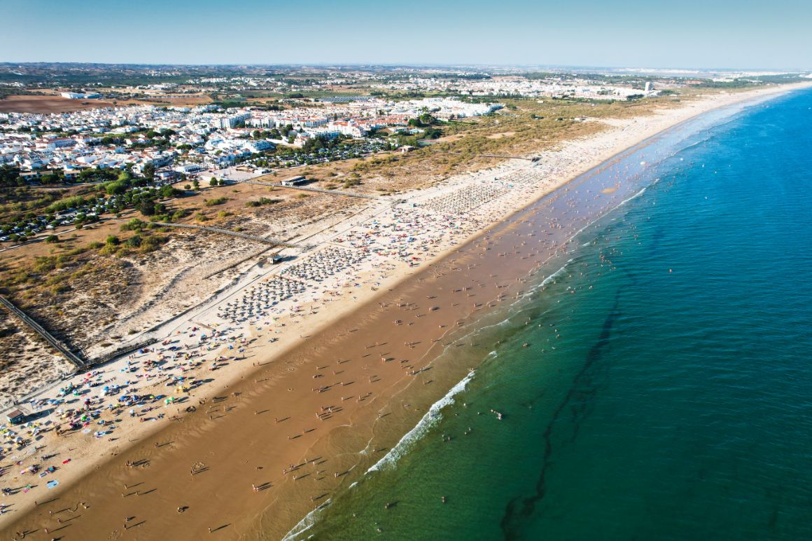 Praia de Manta Rota, Tavira