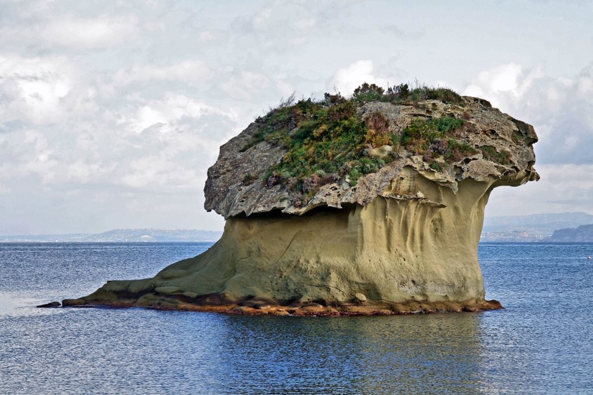 Tufová houba u Lacco Ameno, Ischia