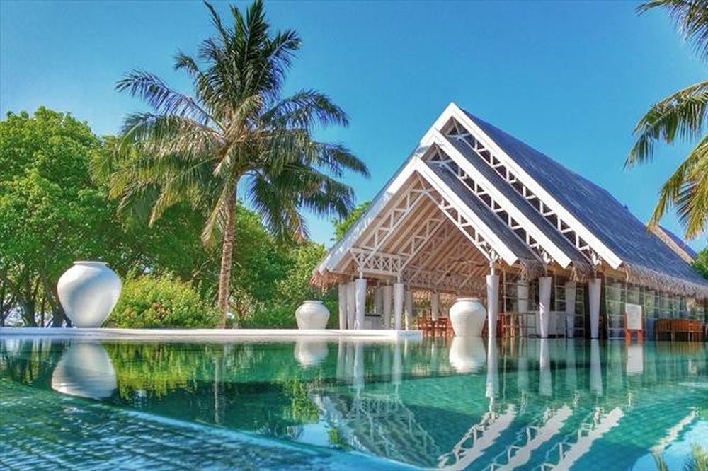 Bazén LUX Sourt Ari Atoll Resort