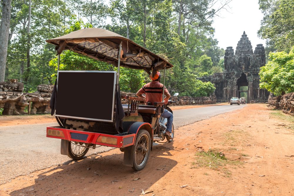 Tradiční tuk-tuk, Kambodža