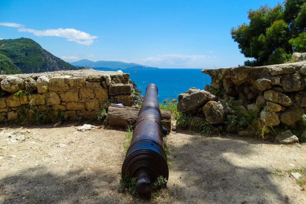 Historická pevnost s dekoračním dělem, Parga