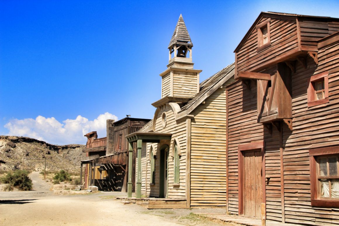 Filmová vesnice Fort Bravo v poušti Tabernas, Costa de Almería, Španělsko