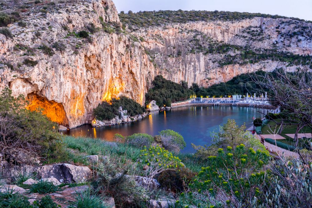Termální jezero Vouliagmeni, Atény