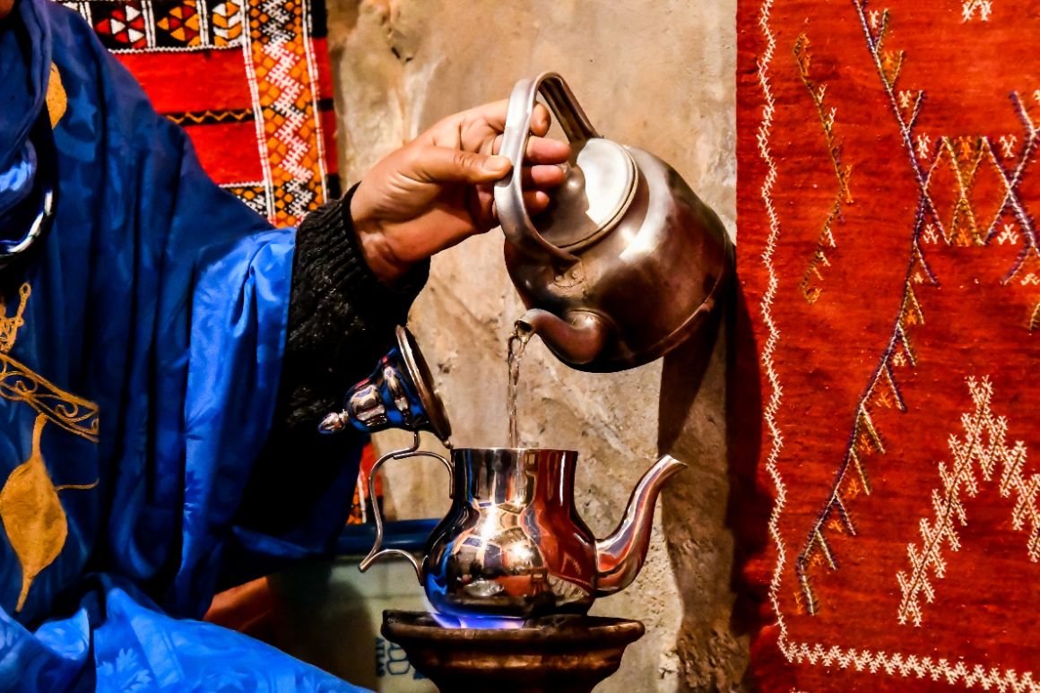 Tradiční berberská příprava čaje