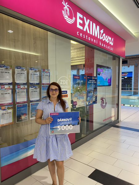 Paní Tereza s dárkovým poukazem EXIM tours