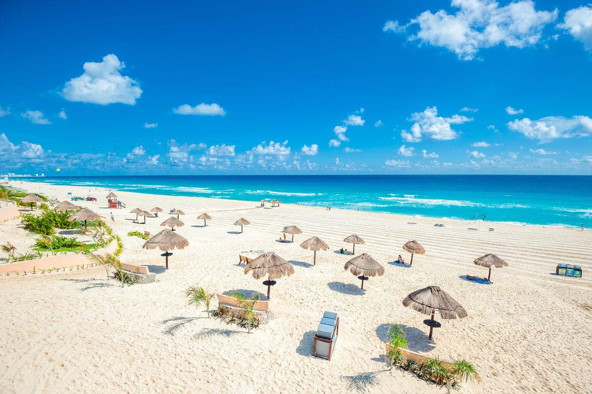 Pláž v Cancúnu