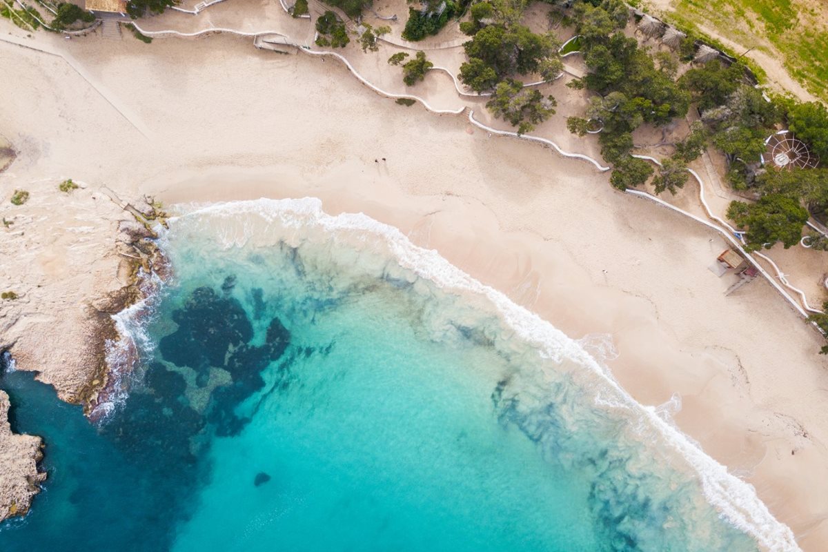 Pláž Cala Bassa, Ibiza