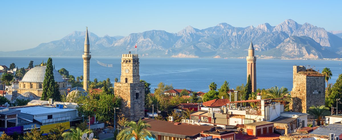 Pohled na město Antalya v Turecku