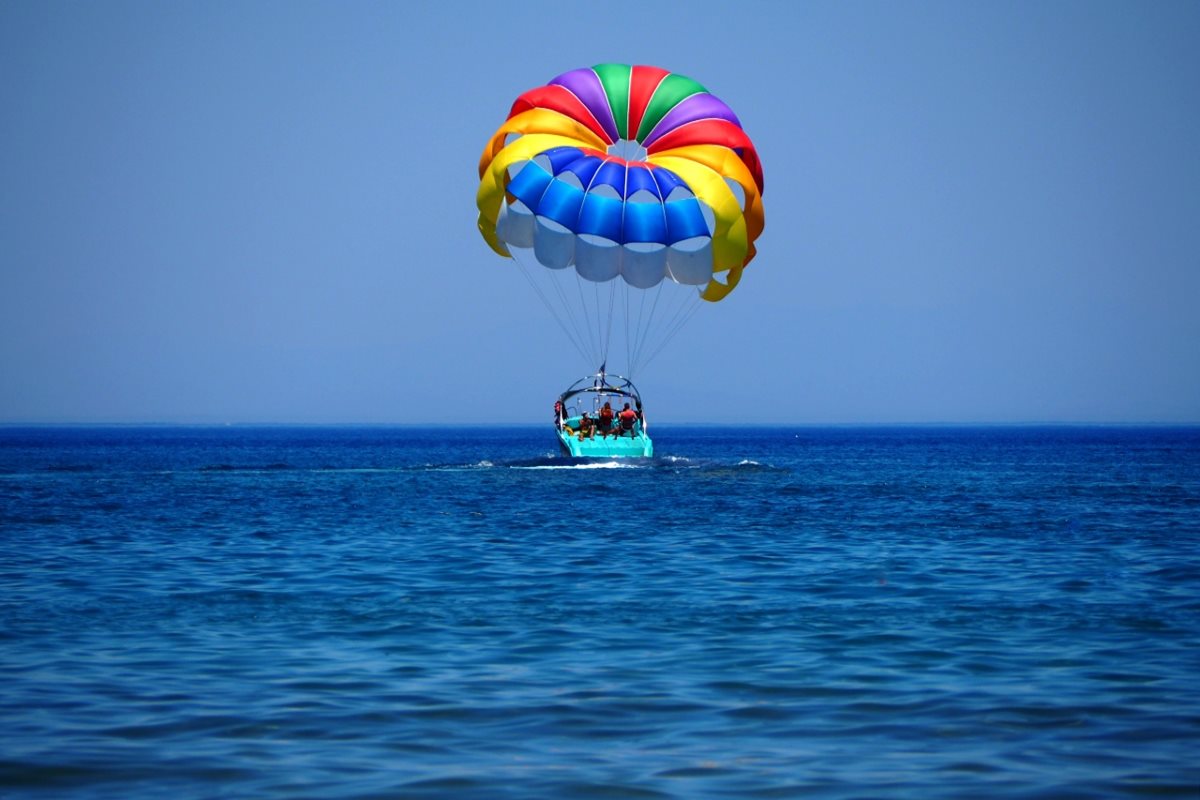 Parasailing na Rhodu