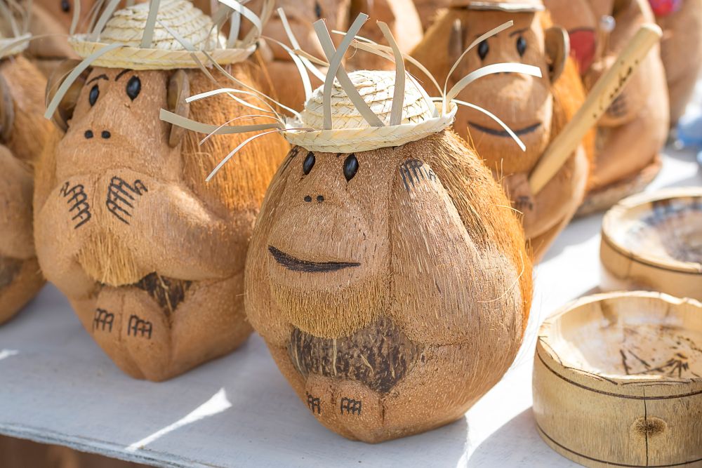 Suvenýry z kokosových ořechů, Kuba