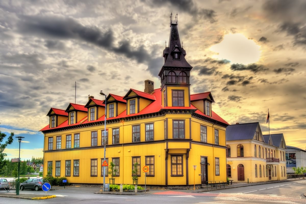 Proměnlivá obloha nad Reykjavíkem, Island