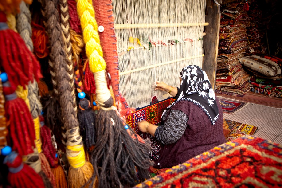 Tradiční výroba koberců, Turecko