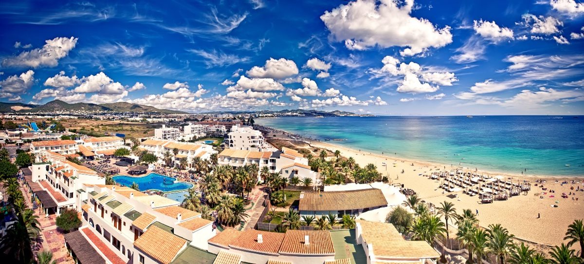 Pláž Bossa, Ibiza